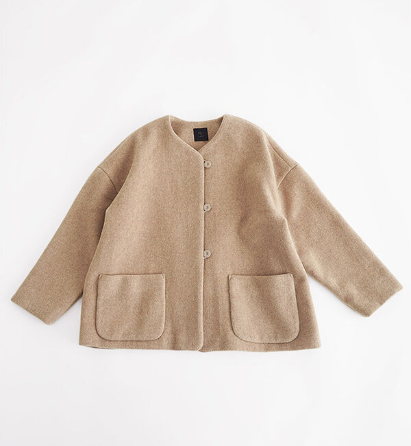 オオカミとフクロウ「オオカミとシロクマのヴィーカ」|ノーカラーコート|