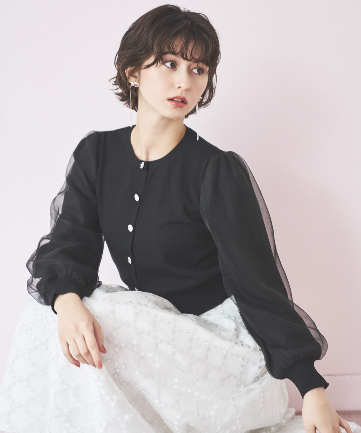 アンドクチュール「シアースリーブビジューカーディガン」|カーディガン|ブラック