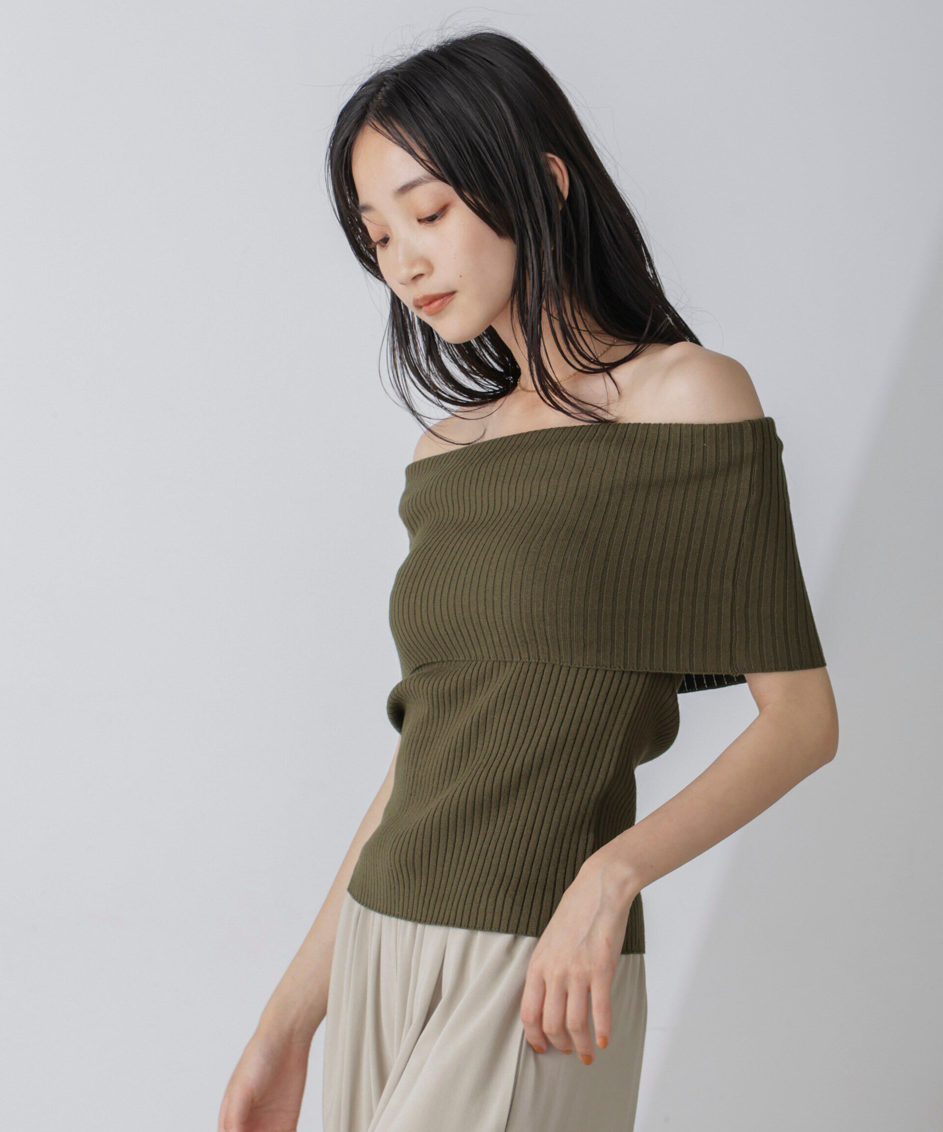 nano･universe「オフショルダーリブニットトップス」|ニット・セーター|カーキ