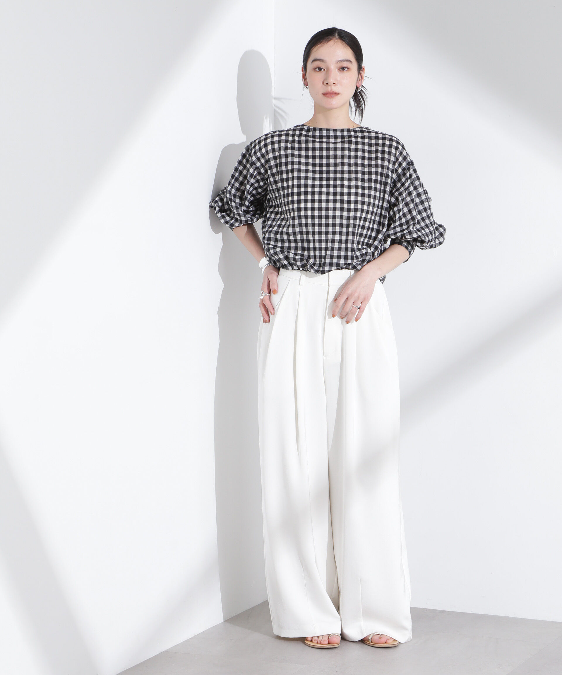 nano･universe「シアーチェックバックオープンバルーンブラウス」|シャツ・ブラウス|