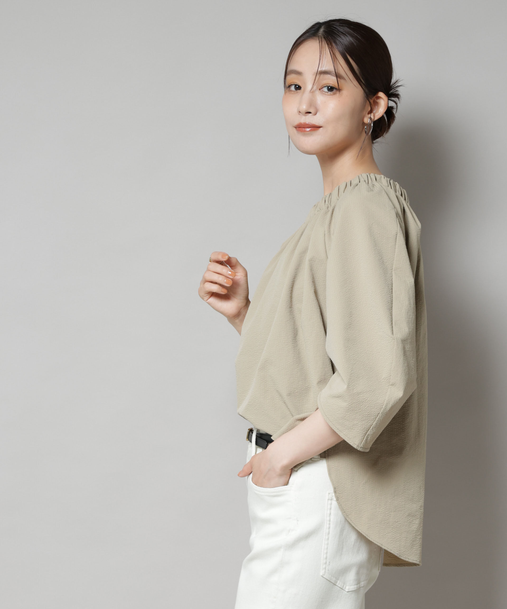 nano･universe「ボリュームギャザータックスリーブブラウス」|シャツ・ブラウス|