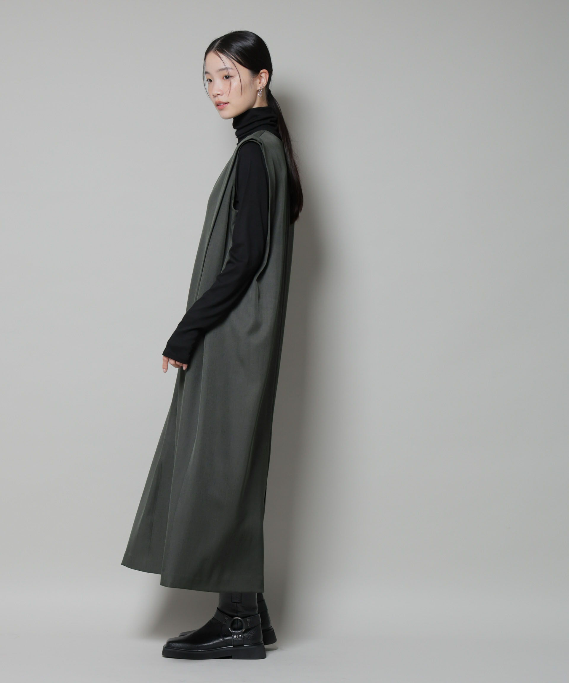 nano･universe「ショルダータックVネックワンピース」|ワンピース|