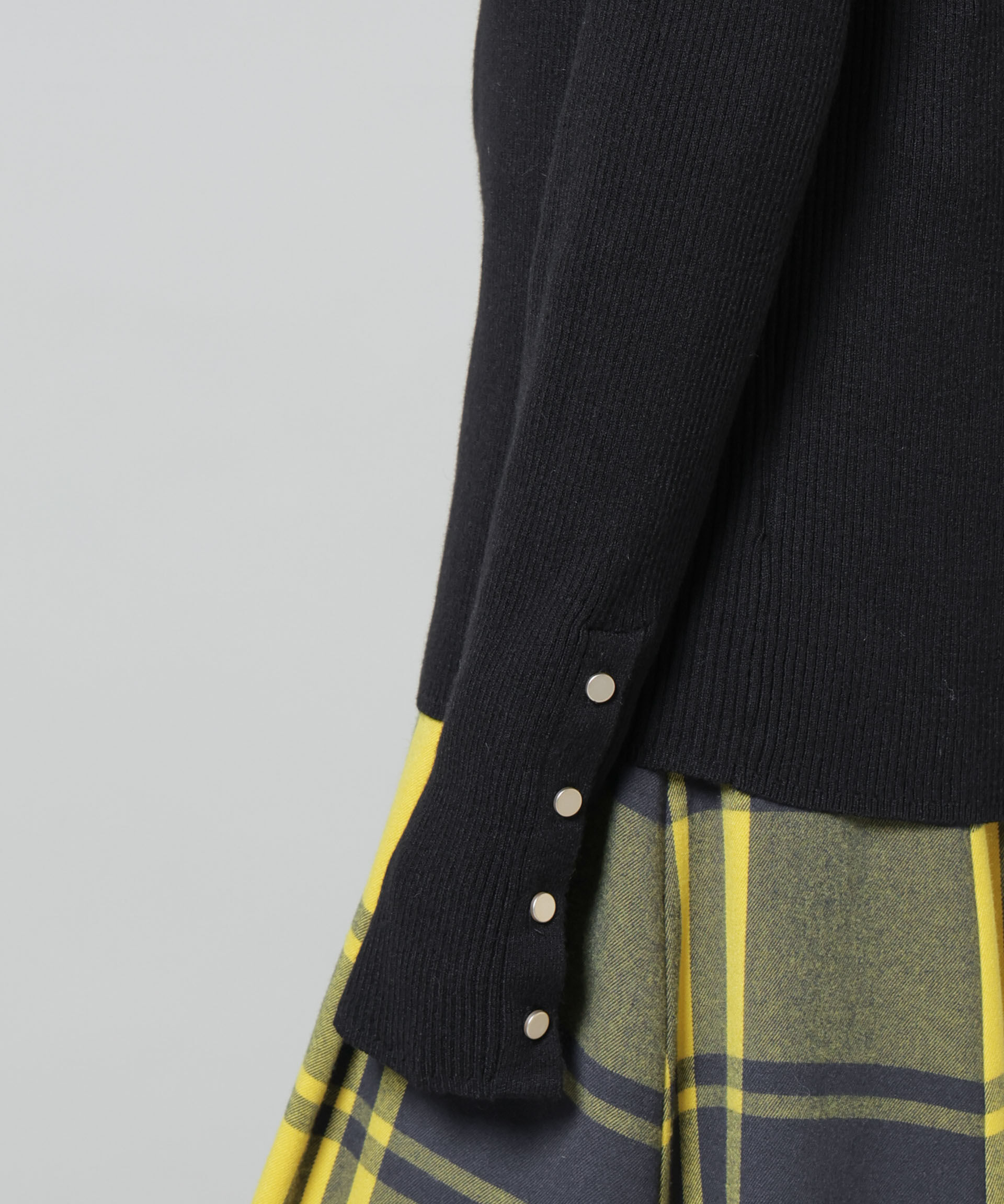 nano･universe「洗濯機洗可メタルボタンリブニット」|ニット・セーター|