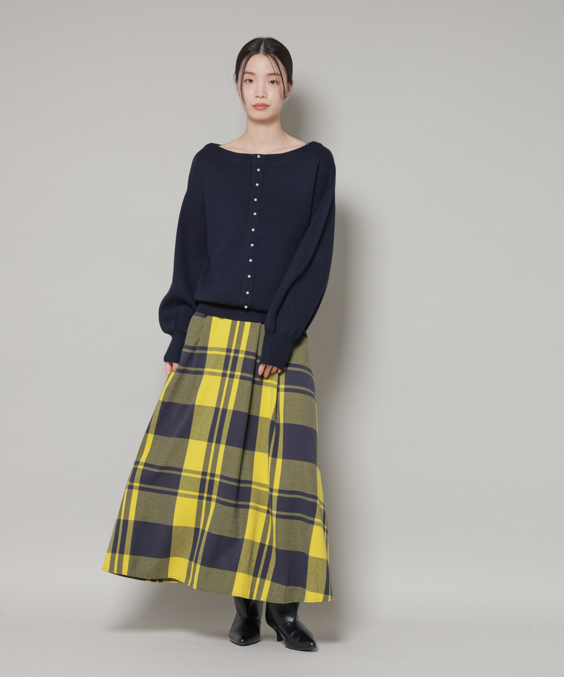 nano･universe「前後2wayセンターパール釦プルオーバーニット」|ニット・セーター|