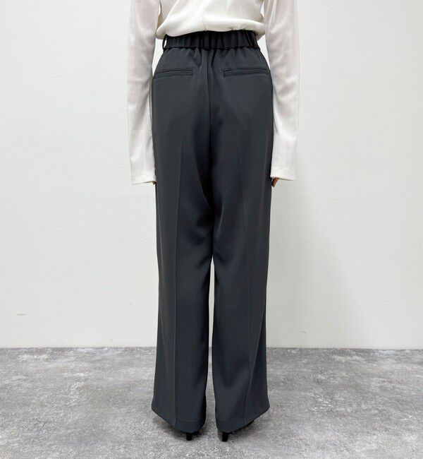 fredy emue「【オン・オフ対応/高身長サイズあり】とろみツイルタックスラックス」|スラックス|