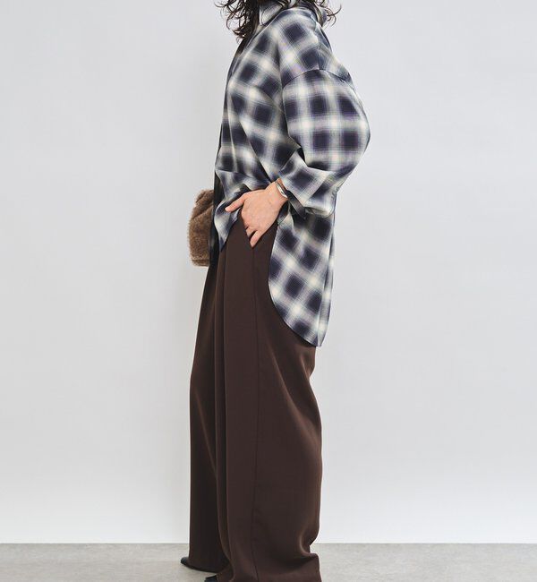  「【ウォッシャブル】【シーズンレスで使える】タックワイドスラックス」|チノ|