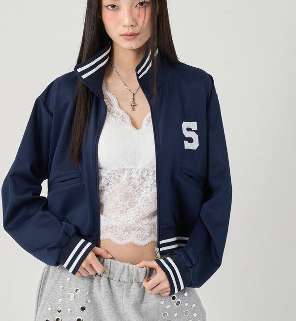  「S LOGO COMPACT STAND JERSEY」|ブルゾン・スタジャン|