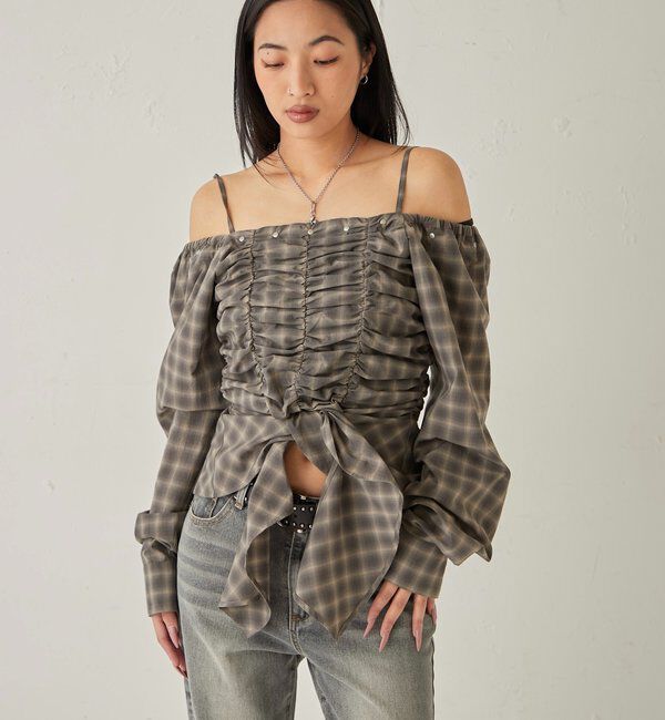  「ASYM HEM GATHER OFF-SHOULDER BLOUSE」|シャツ・ブラウス|