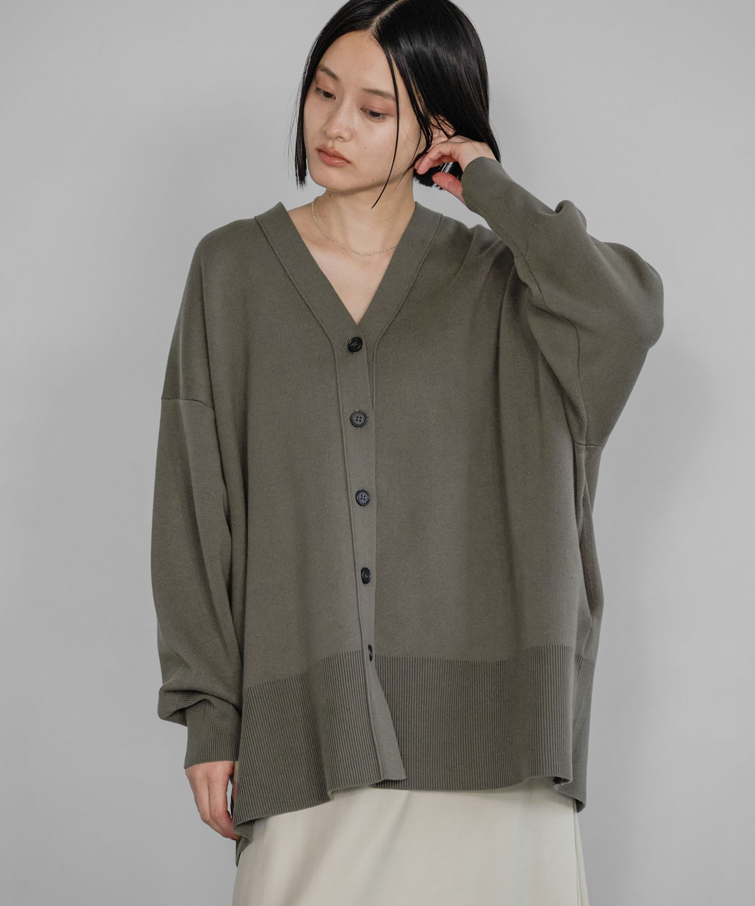 A part by 「【新色追加】スポンジニットBIGカーディガン」|ニット・セーター|チャコールグレー