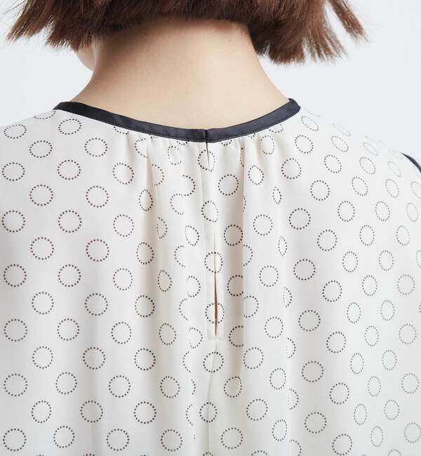 TIARA「ドット&times;ドットプリントフリルノースリーブブラウス」|シャツ・ブラウス|