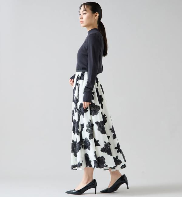 TIARA「オールドローズプリントサイドタックサーキュラースカート」|スカート|