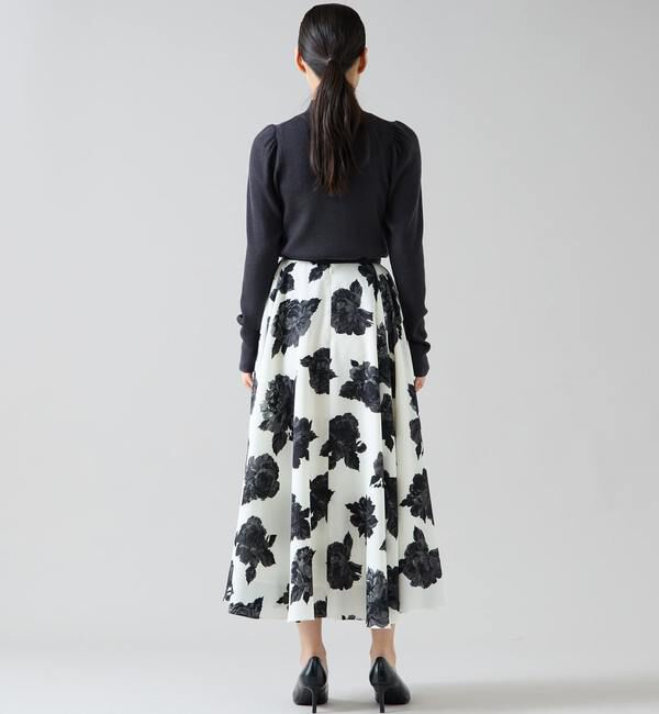 TIARA「オールドローズプリントサイドタックサーキュラースカート」|スカート|