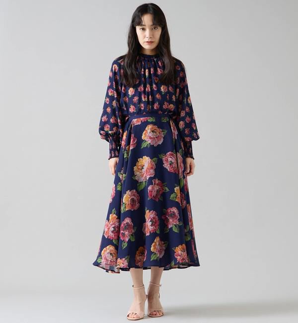 TIARA「オールドローズプリントサイドタックサーキュラースカート」|スカート|