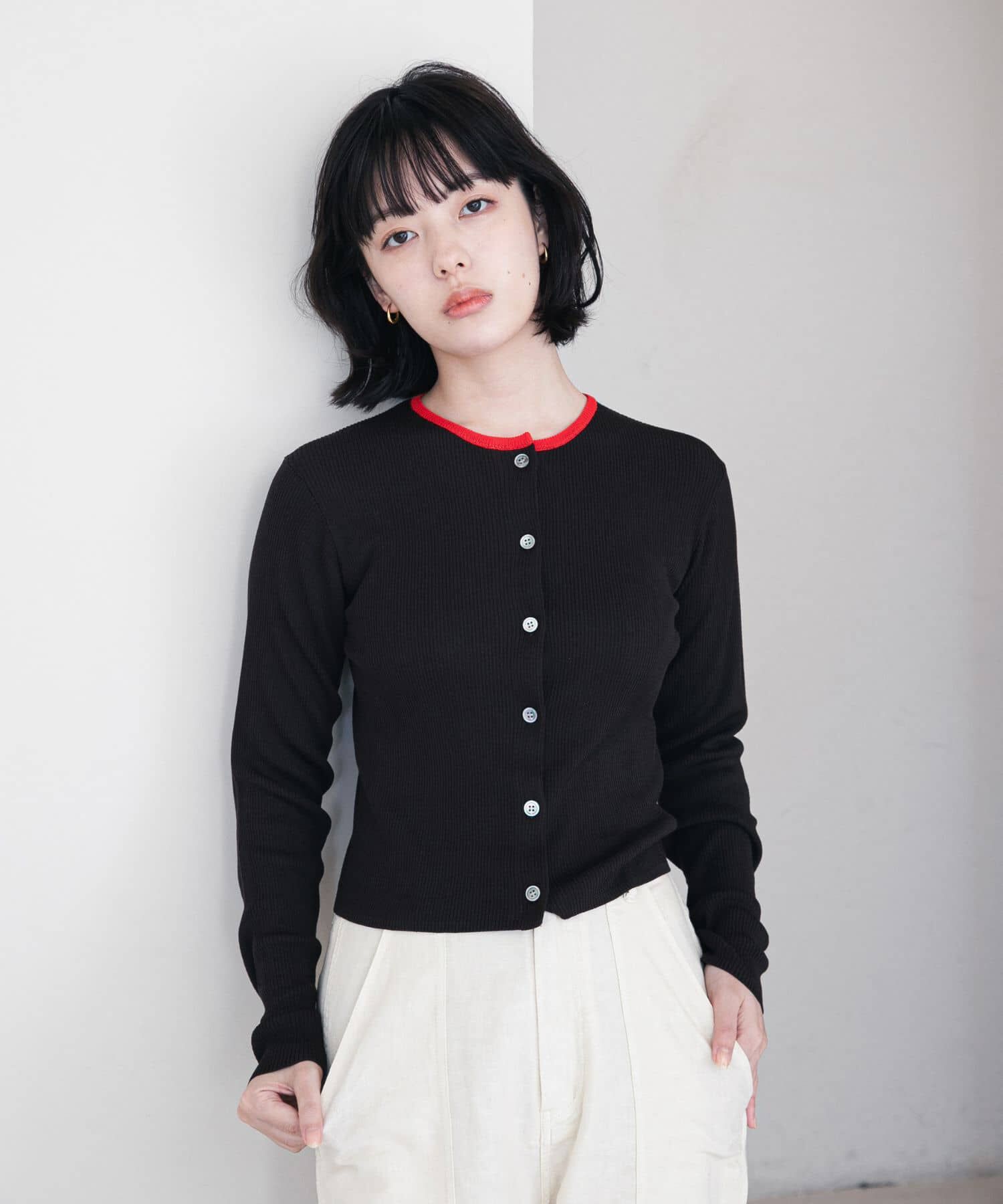 URBAN RESEARCH DOORS「『別注』Audrey and John Wad&times;DOORS　バイカラーカーディガン」|カーディガン|