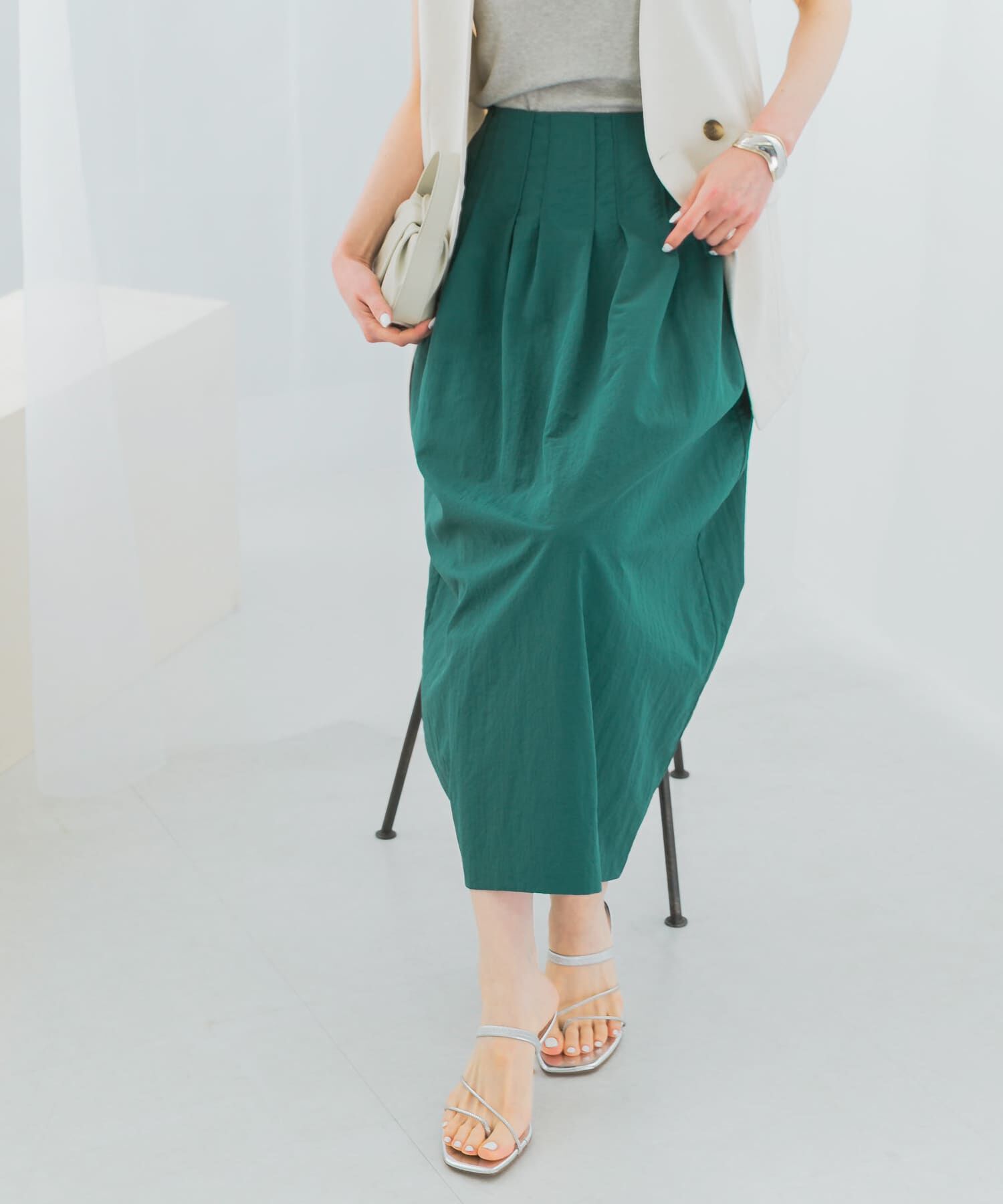 URBAN RESEARCH ROSSO「撥水UVピンタックコクーンスカート」|スカート|グリーン