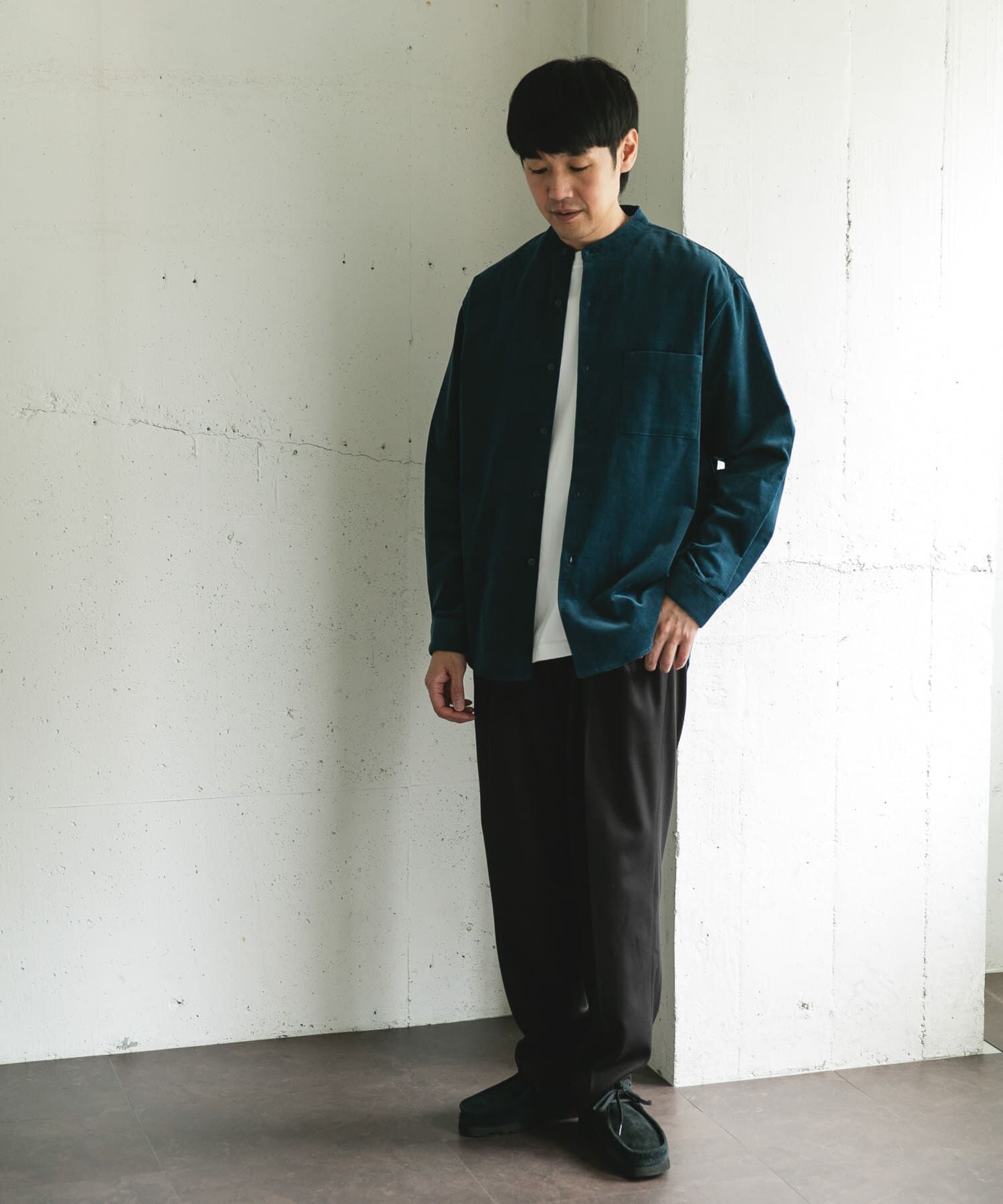 URBAN RESEARCH DOORS「『UR TECH』コーデュロイバンドカラーシャツ」|シャツ・ブラウス|