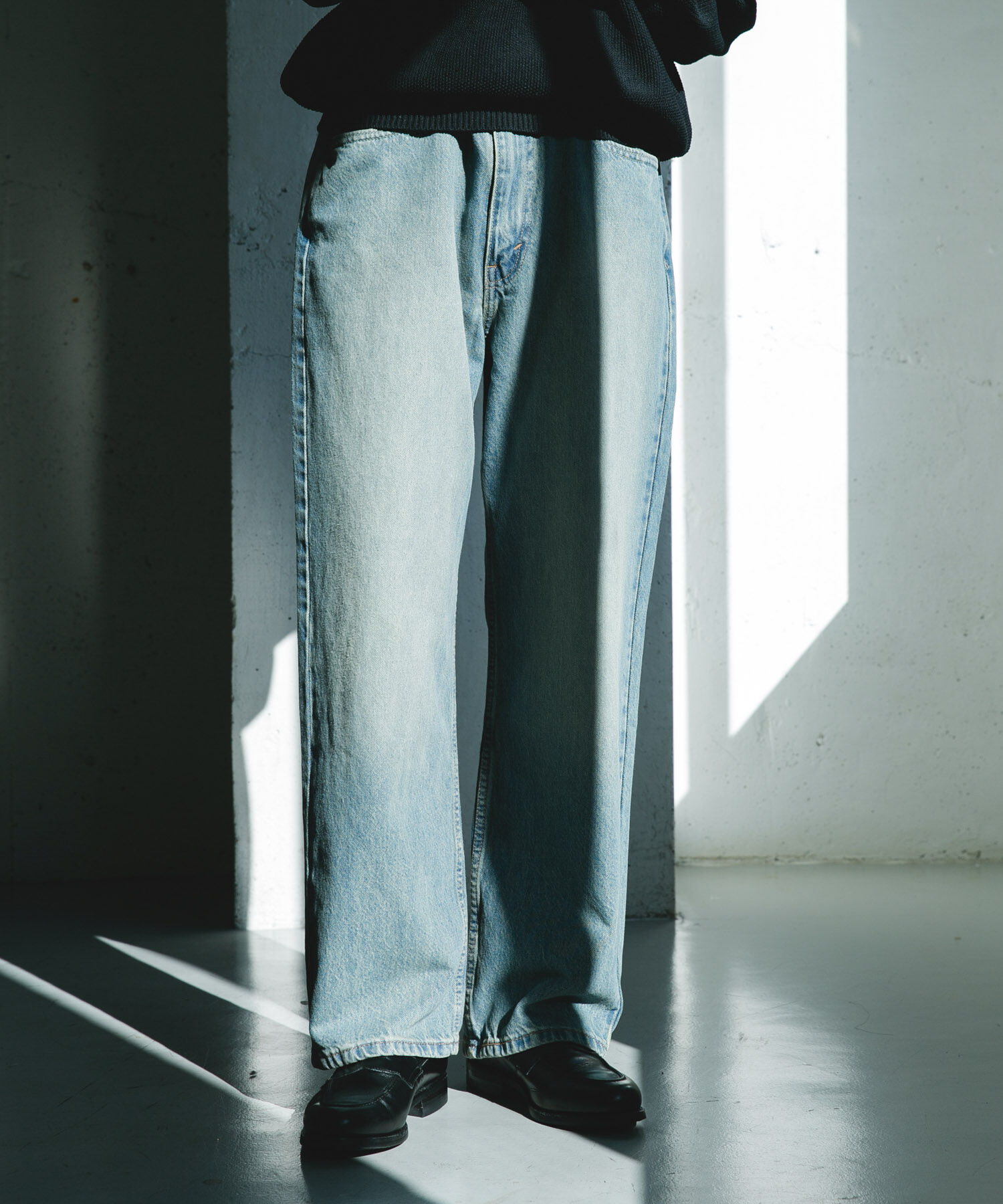 URBAN RESEARCH DOORS「LEVI&rsquo;S　Exclusive 565 LOOSE STRAIGHT」|デニム|
