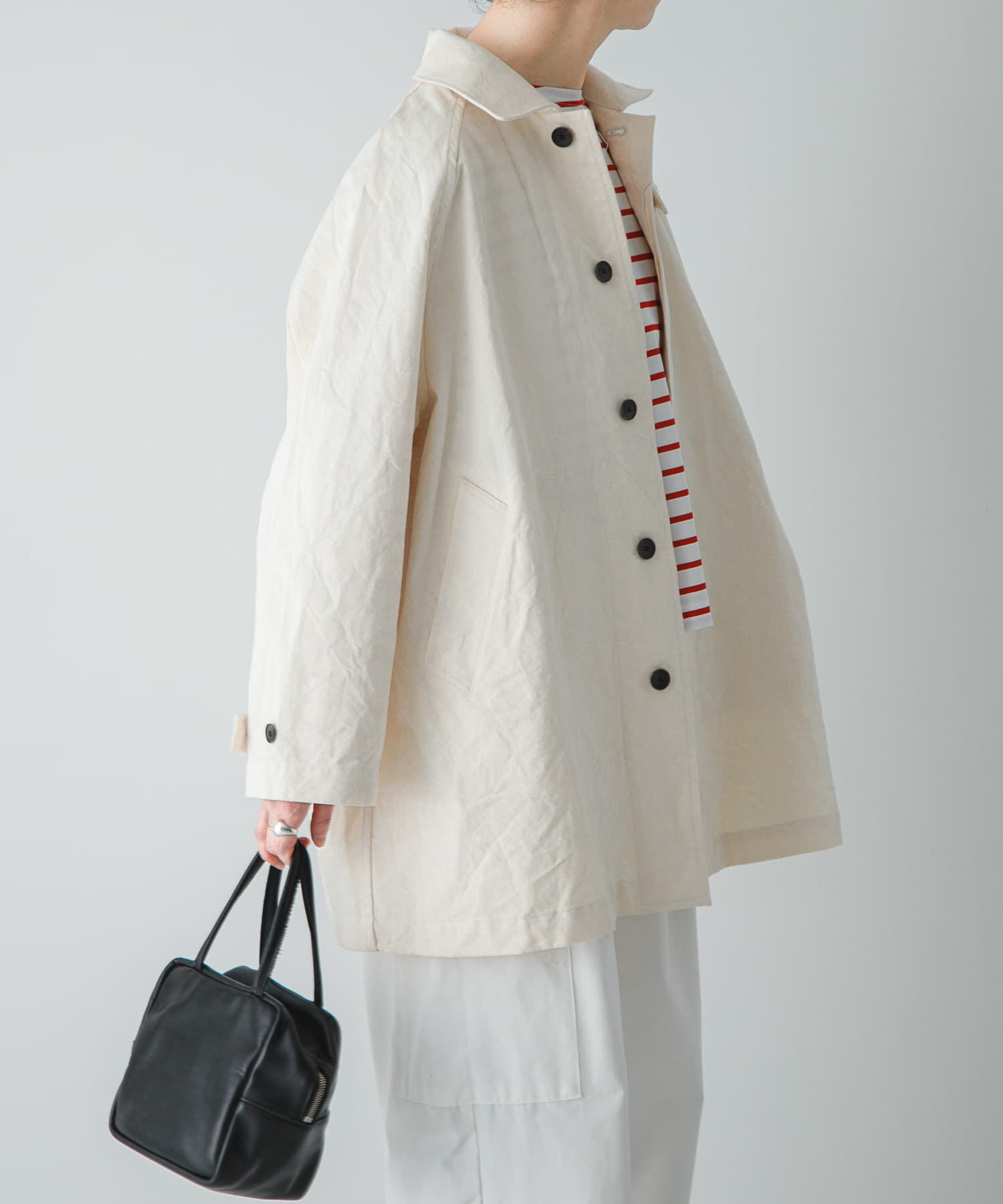 かぐれ「コットンバックタックショートコート」|ノーカラーコート|