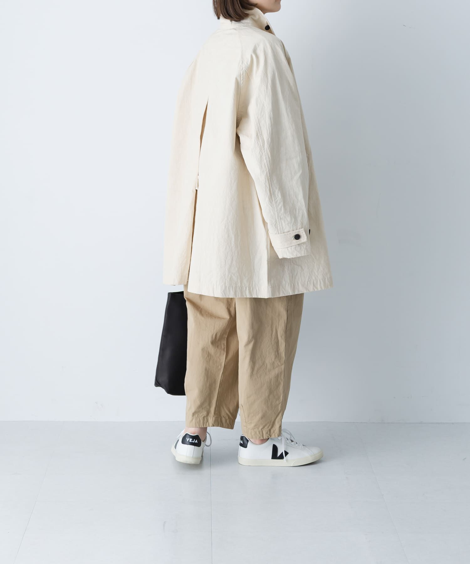 かぐれ「コットンバックタックショートコート」|ノーカラーコート|