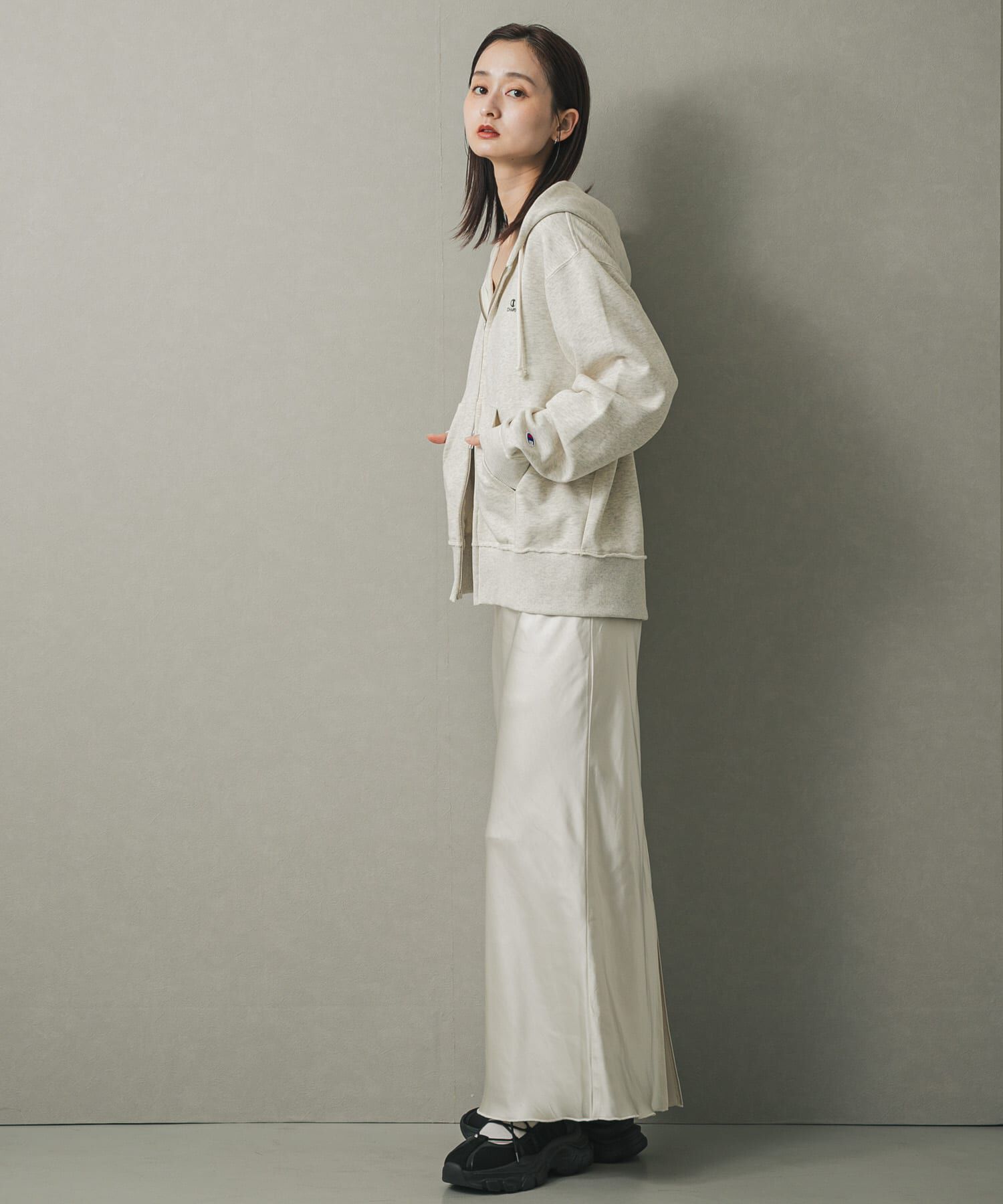 SENSE OF PLACE by URBAN RESEARCH「『別注』Champion&times;SENSE OF PLACE　ジップパーカー」|パーカー|