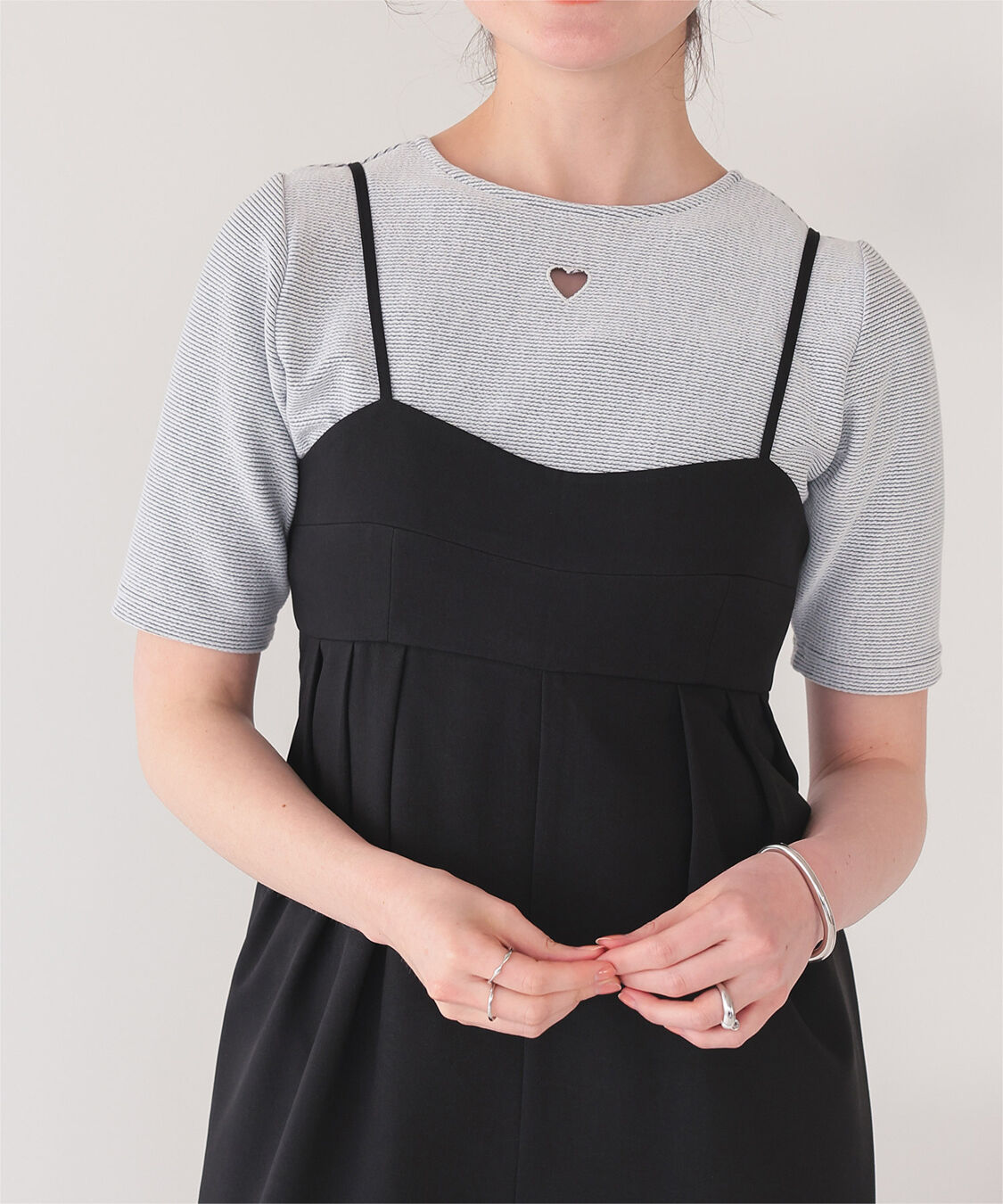 titivate「ハートカット刺繍前後2wayハーフスリーブTシャツ」|Tシャツ・カットソー|ホワイト