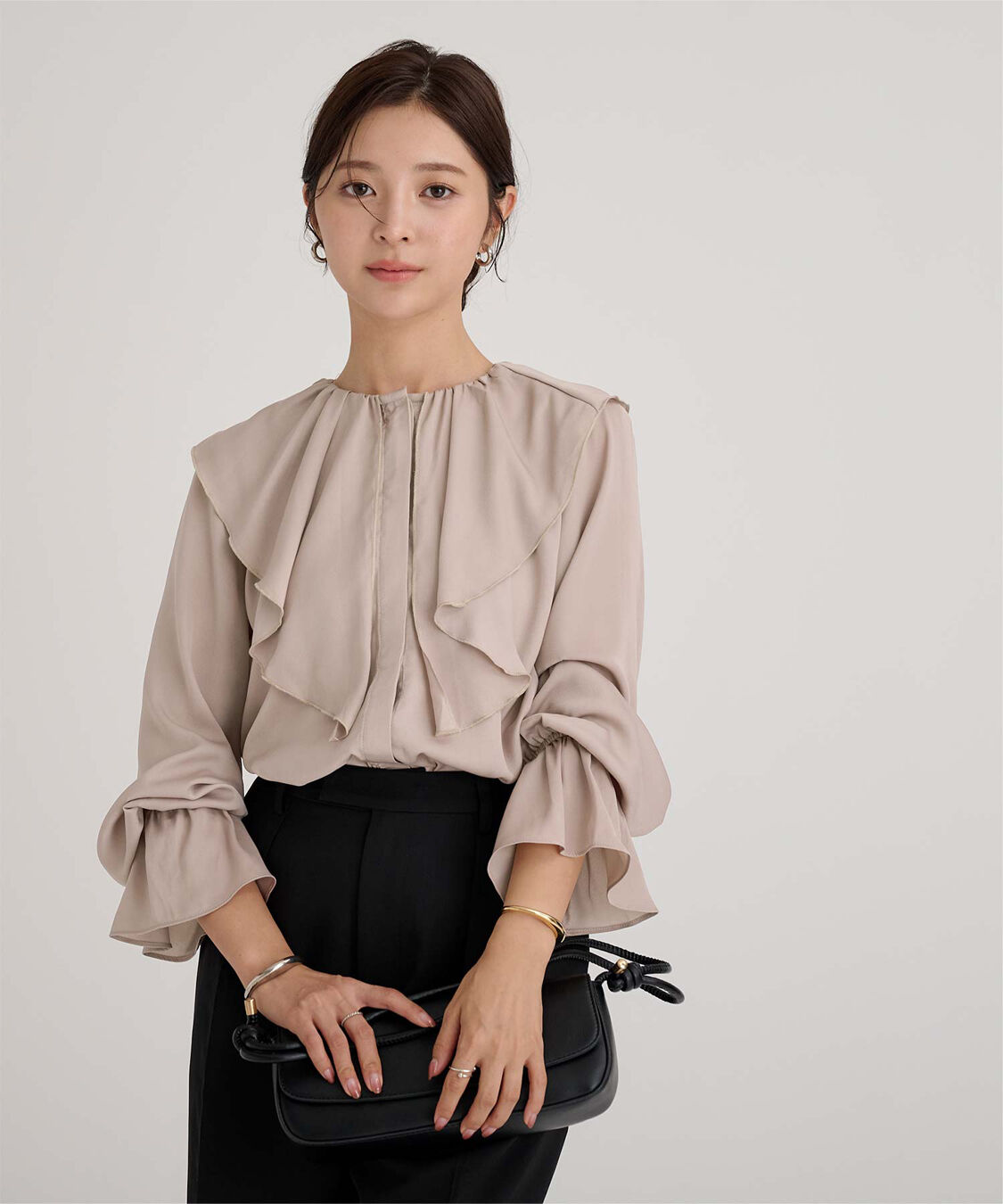 ur's「フリルカラーキャンディスリーブブラウス」|シャツ・ブラウス|