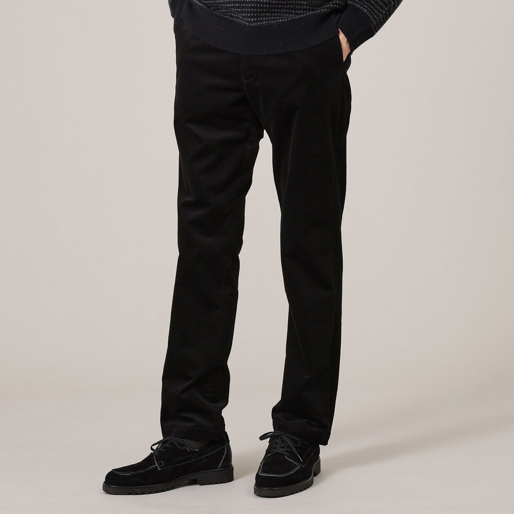 TAKEO KIKUCHI「【美脚シルエット】ストレッチ コーデュロイ パンツ」|その他|ブラック(019)