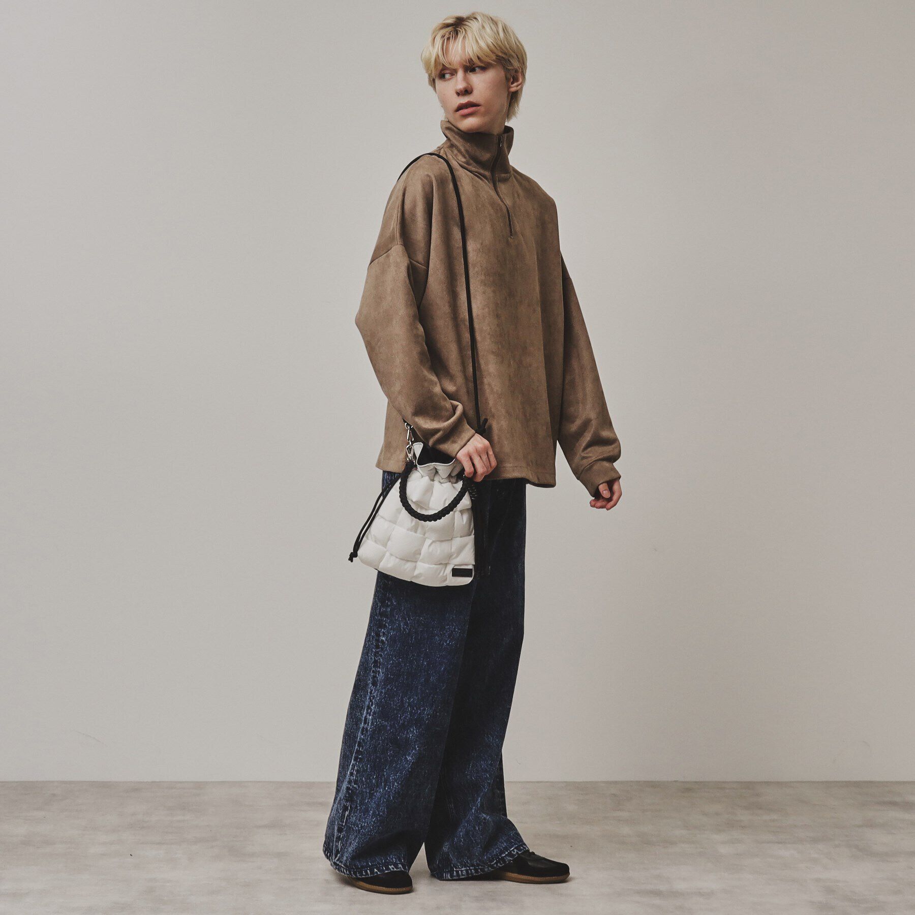 tk.TAKEO KIKUCHI「ADAMPATEK 別注 パテッドイントレ巾着ショルダーバッグ」|ショルダー・メッセンジャー|