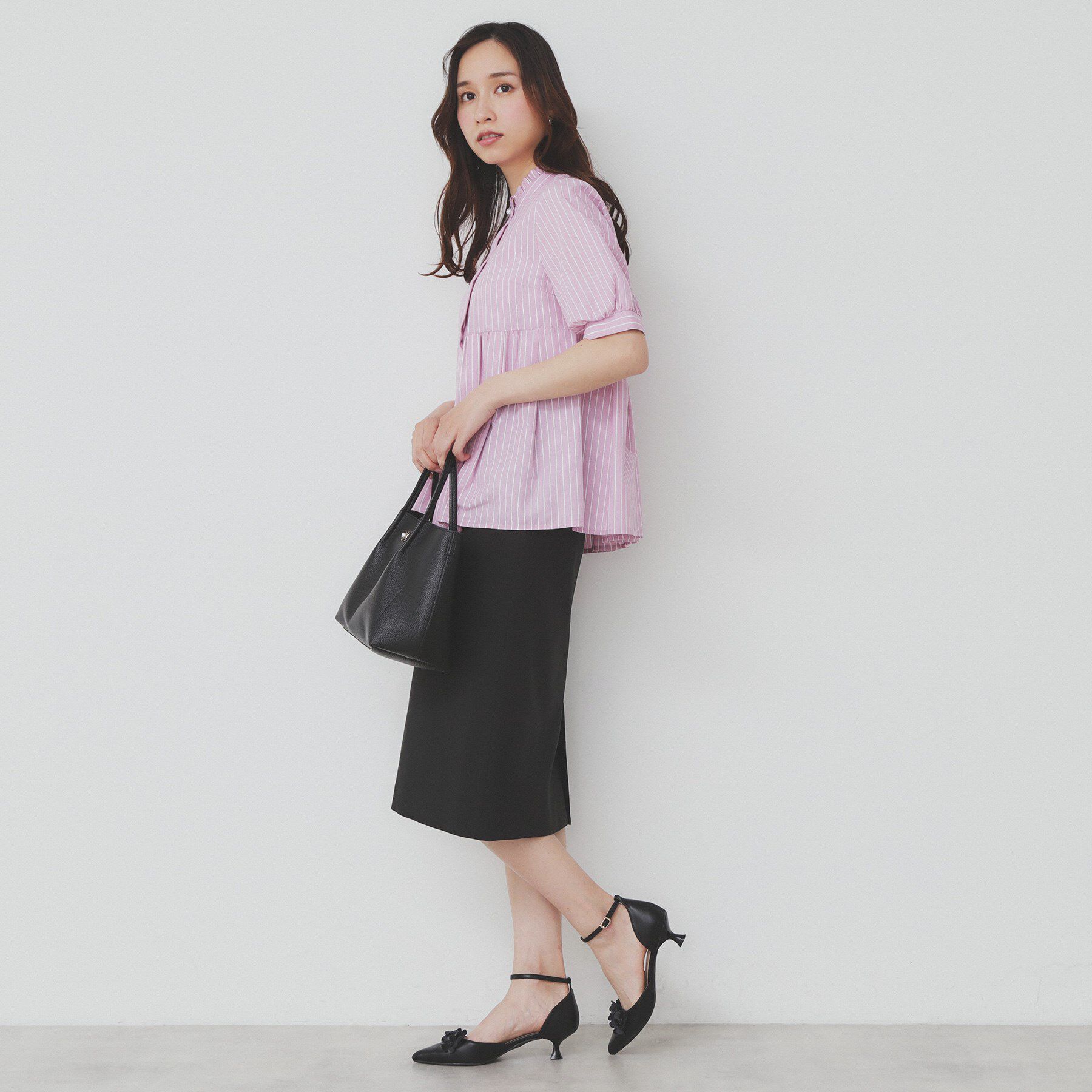 index「《5色展開》フリルバンドカラーペプラムブラウス【洗濯機洗い可/イージーアイロン/防シワ】」|シャツ・ブラウス|