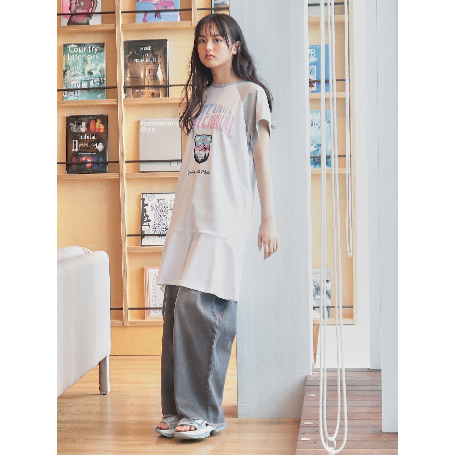 PINK-latte「裾ラッフルカットワンピース」|ワンピース|チャコールグレー(1