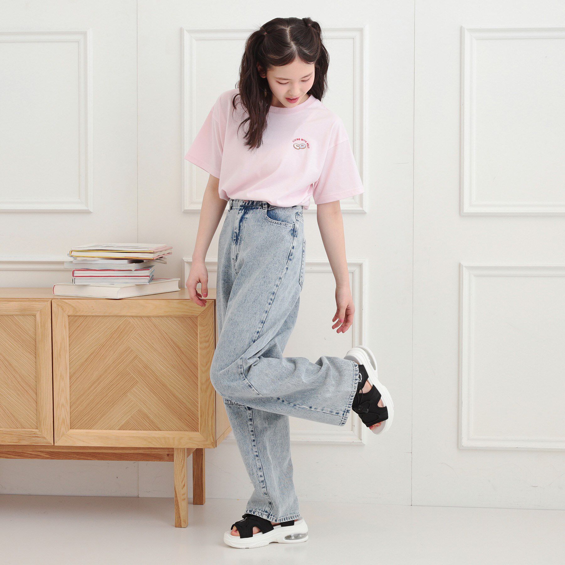 PINK-latte「ワンポイント刺繍Tシャツ」|Tシャツ・カットソー|