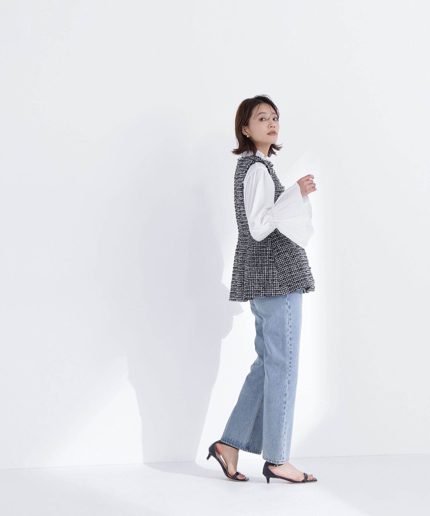  「ツイードシリーズ ペプラムジレ」|ブルゾン・スタジャン|