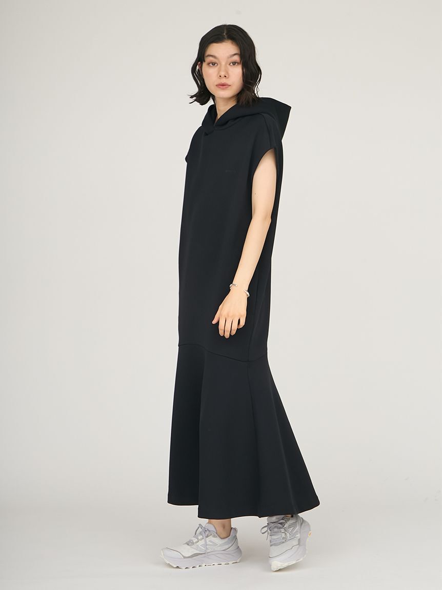 emmi atelier「【限定カラー】emmiロゴフーディーワンピース」|ワンピース|