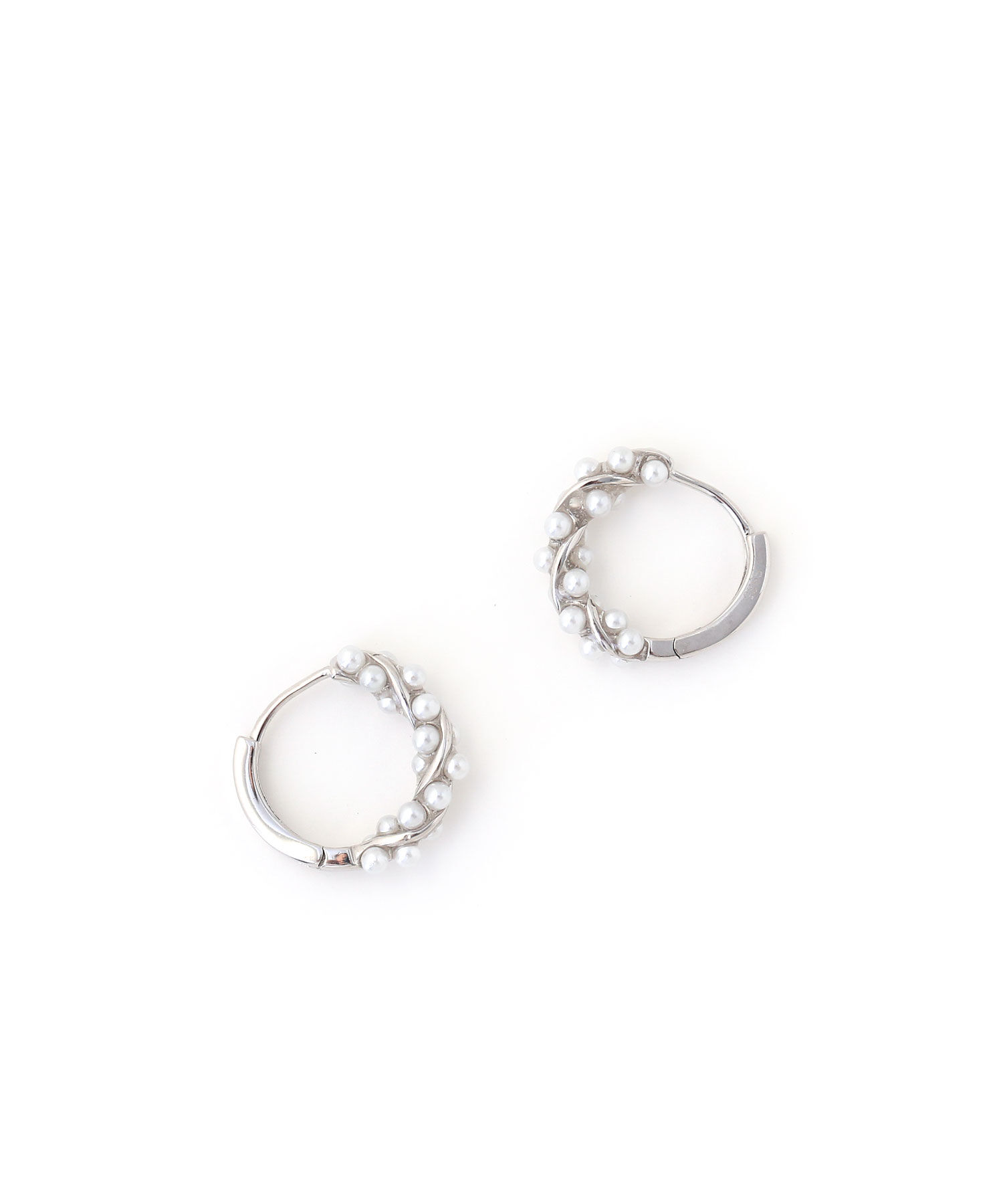 colleca la「[silver925]ツイストパールフープピアス〈金属アレルギー対応〉」|ピアス|