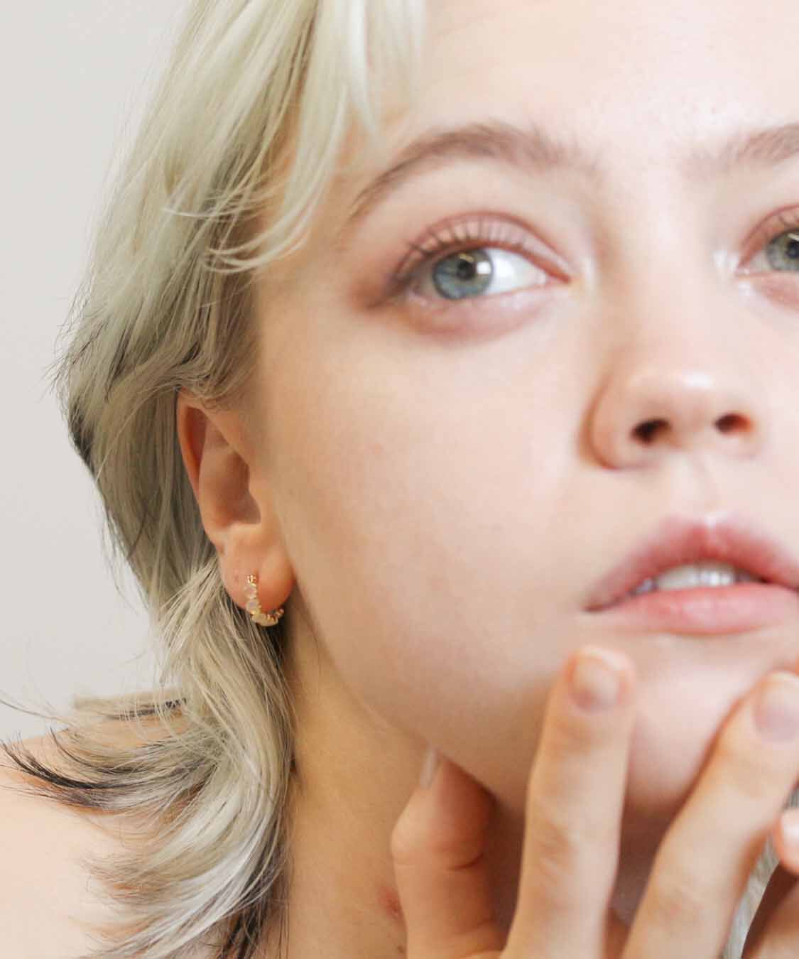  「オパール スナップ フープ ピアス | K10YG」|ピアス|