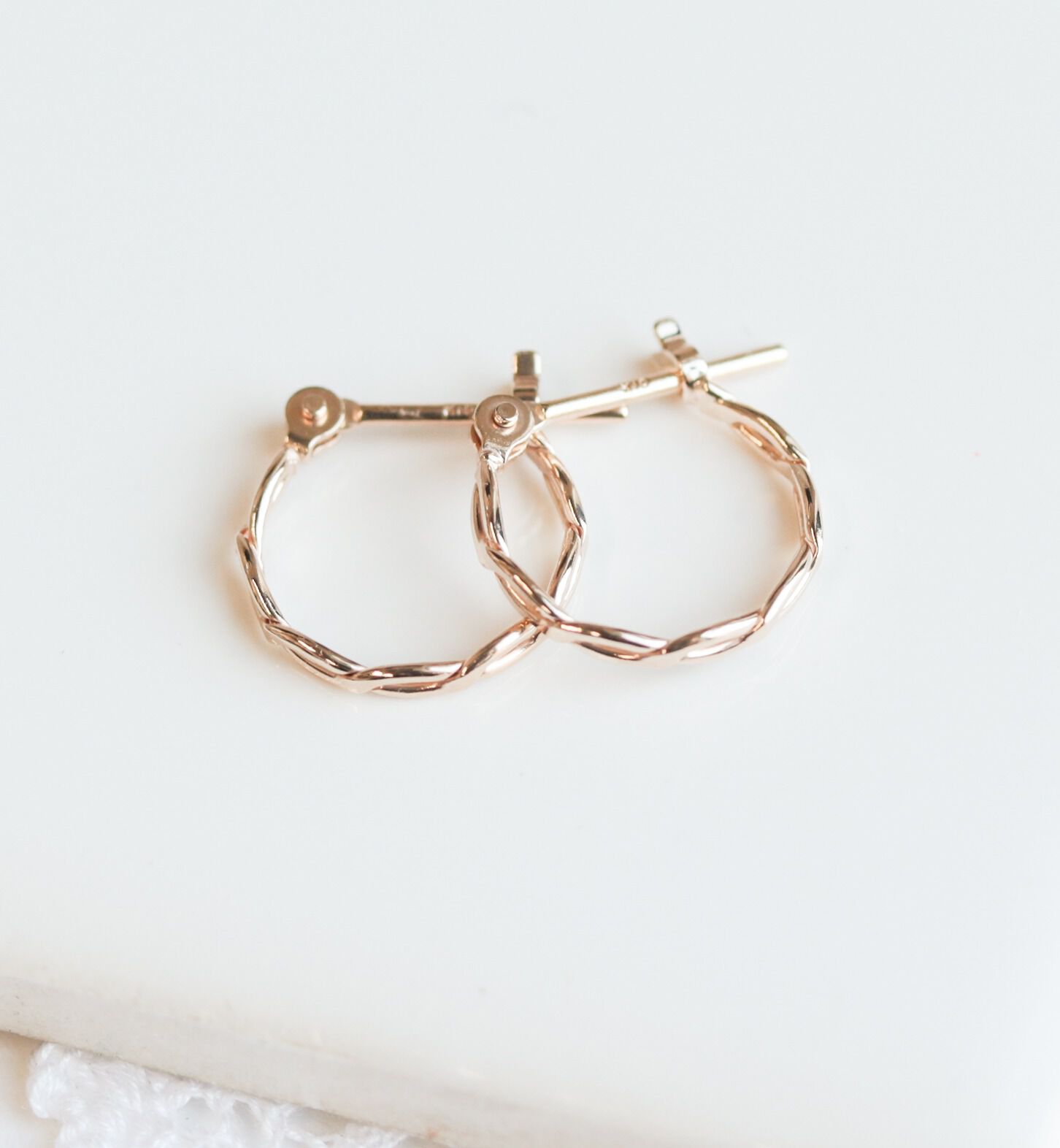  「ゴールド フープ ピアス | K10YG 」|ピアス|