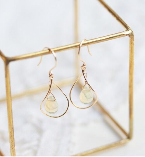  「オパール フック ピアス | K18」|ピアス|