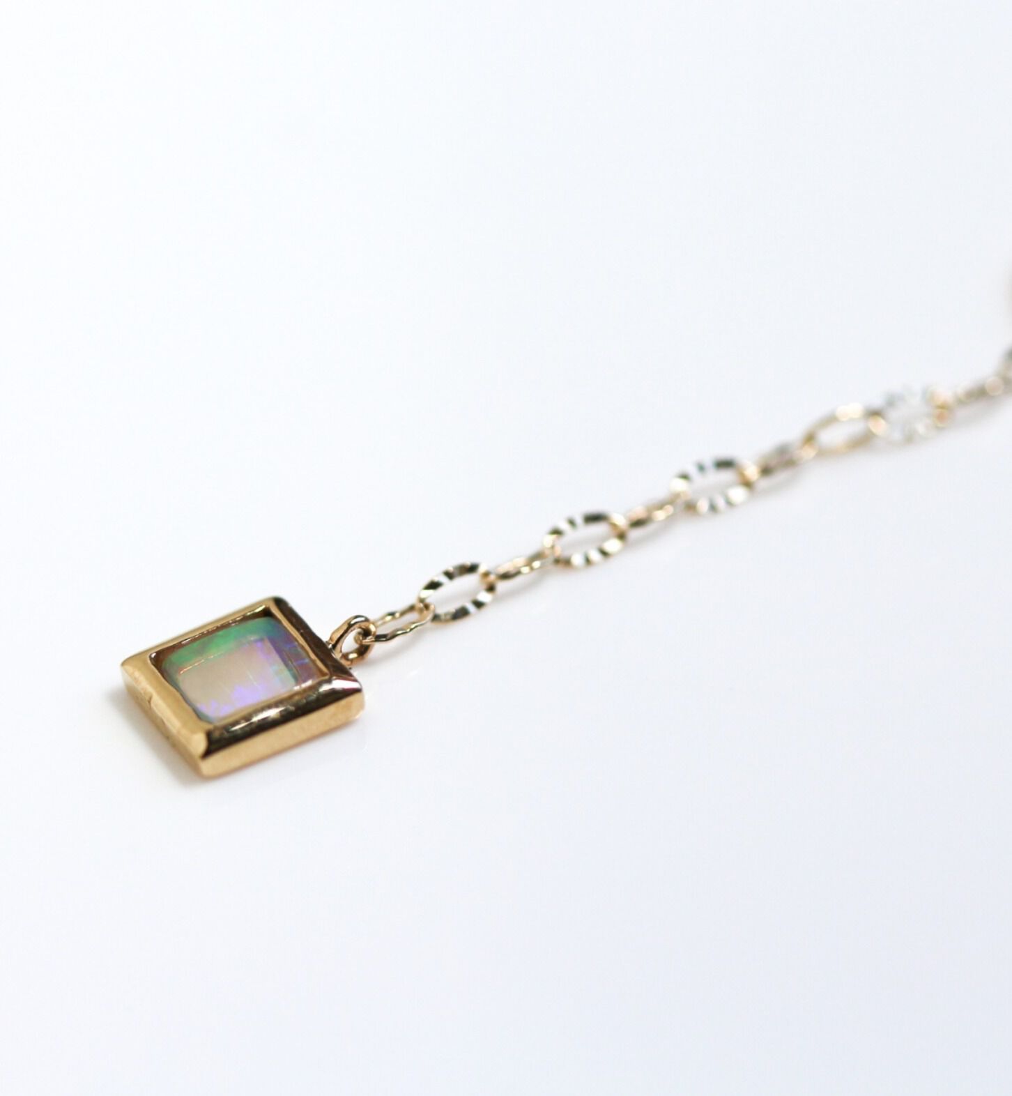  「オパール スクエア ネックレス | K10YG」|ネックレス|
