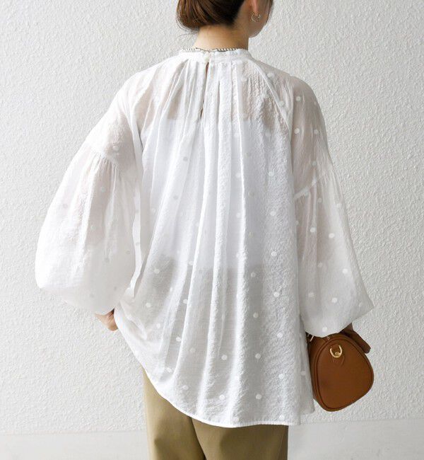 SHIPS any「《一部追加予約》SHIPS any:〈手洗い可能〉シアー ドット スタンドカラー パフ ギャザー ブラウス」|シャツ・ブラウス|