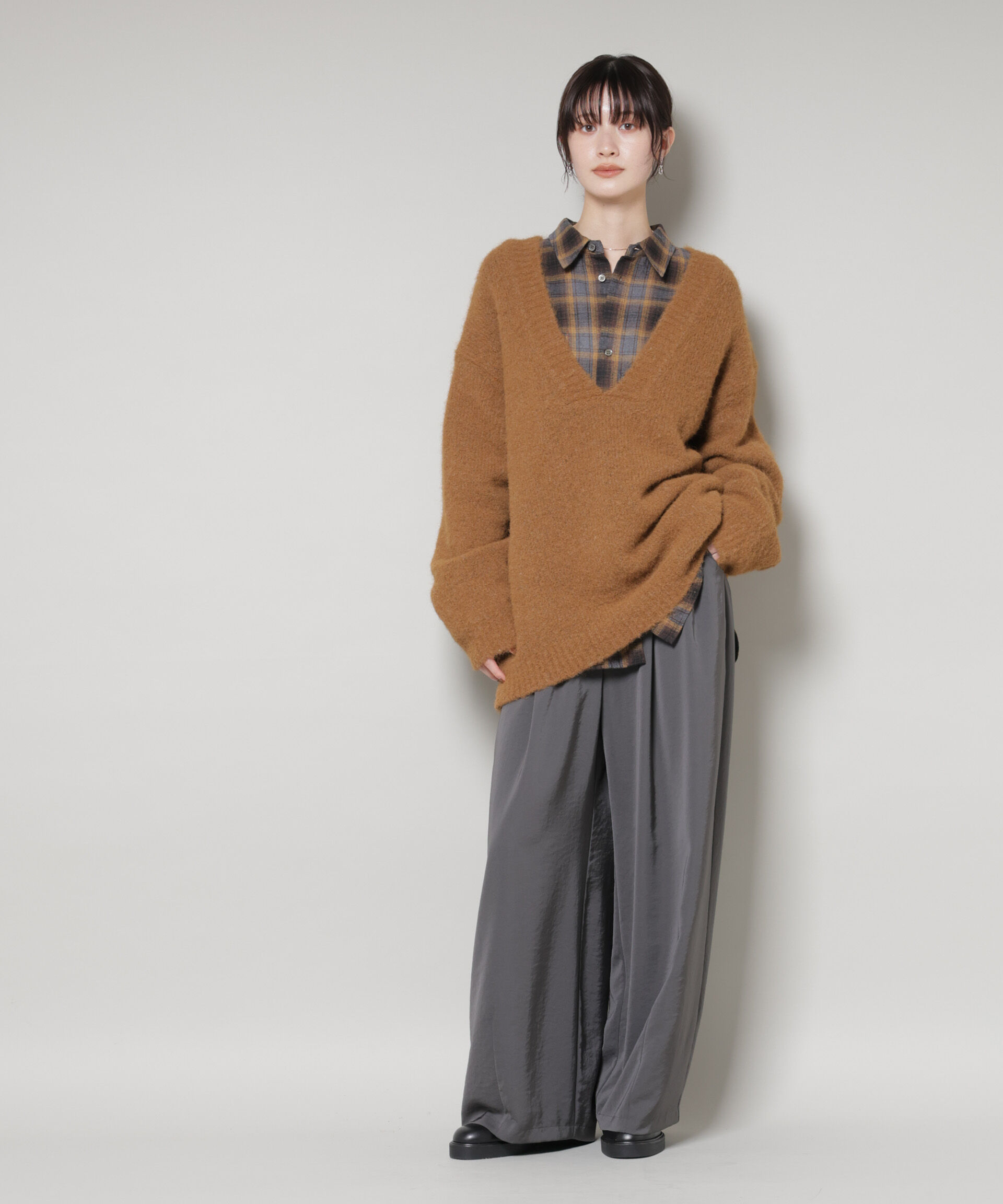 nano･universe「深Vネックオーバーニットプルオーバー」|ニット・セーター|