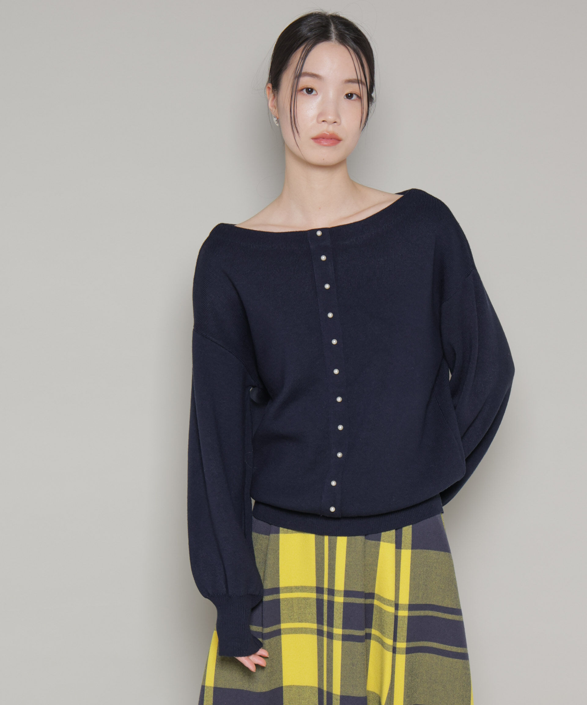 nano･universe「前後2wayセンターパール釦プルオーバーニット」|ニット・セーター|ネイビー