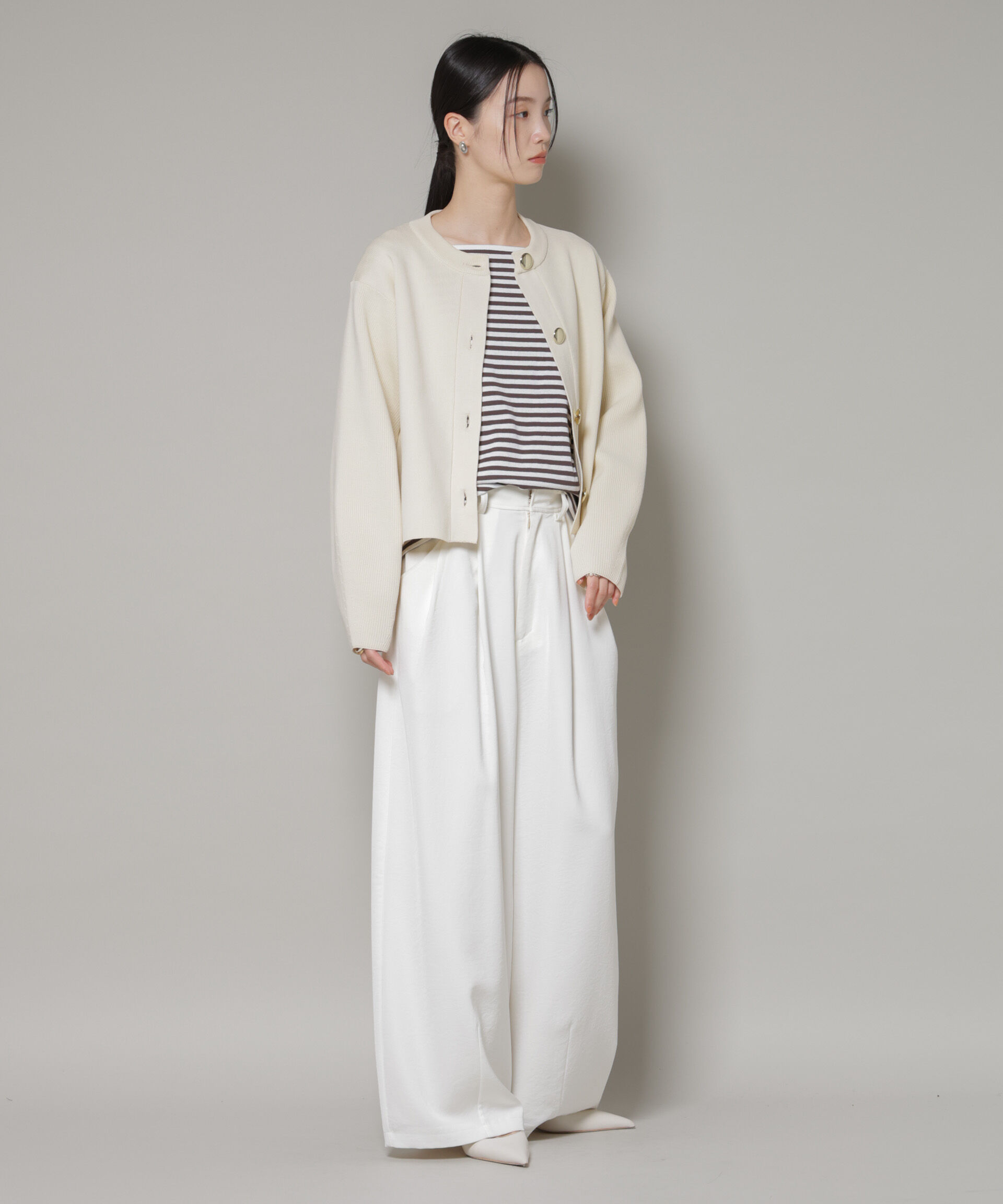 nano･universe「ビッグボタンクルーネックニットカーディガン」|ニット・セーター|