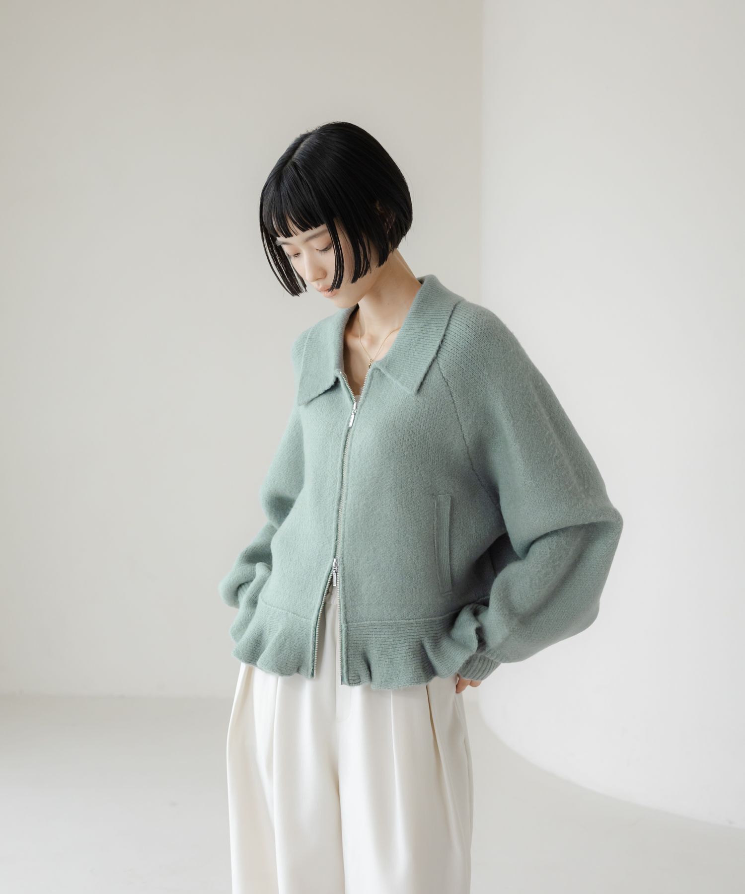 LOWRYS FARM「エリニットフリルブルゾン」|その他|