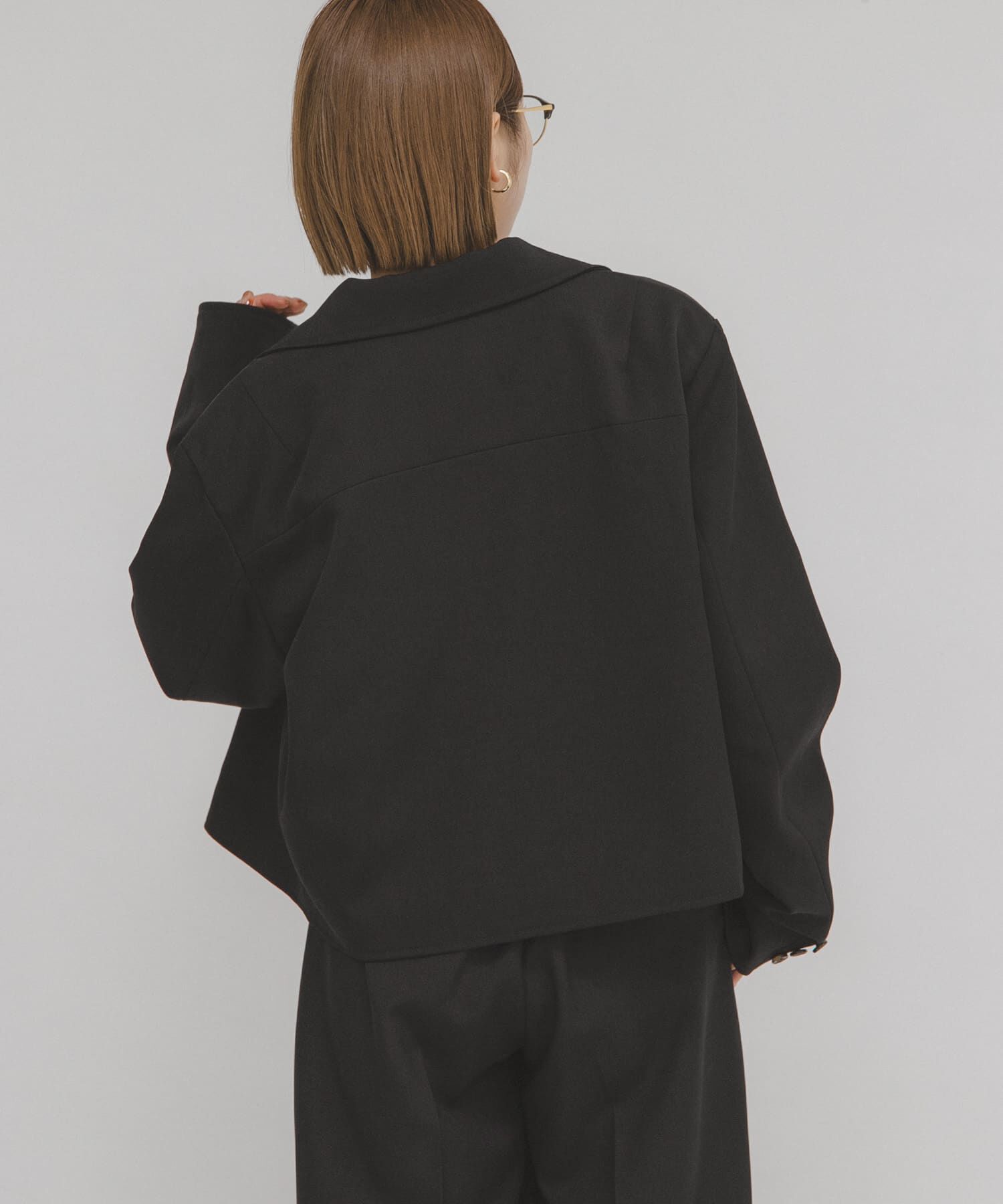  「コンパクトBOXジャケット」|ノーカラーコート|