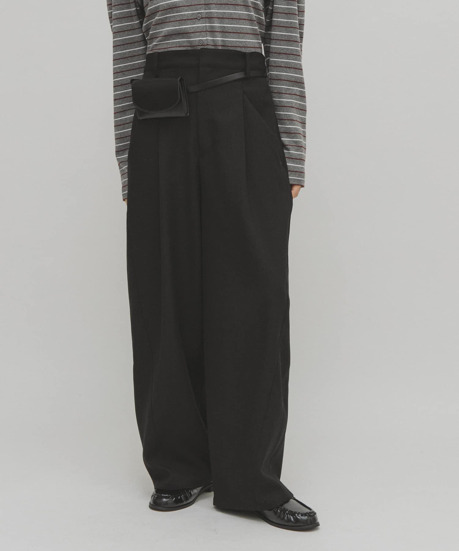  「バレルレッグタックスラックス」|その他|ブラック