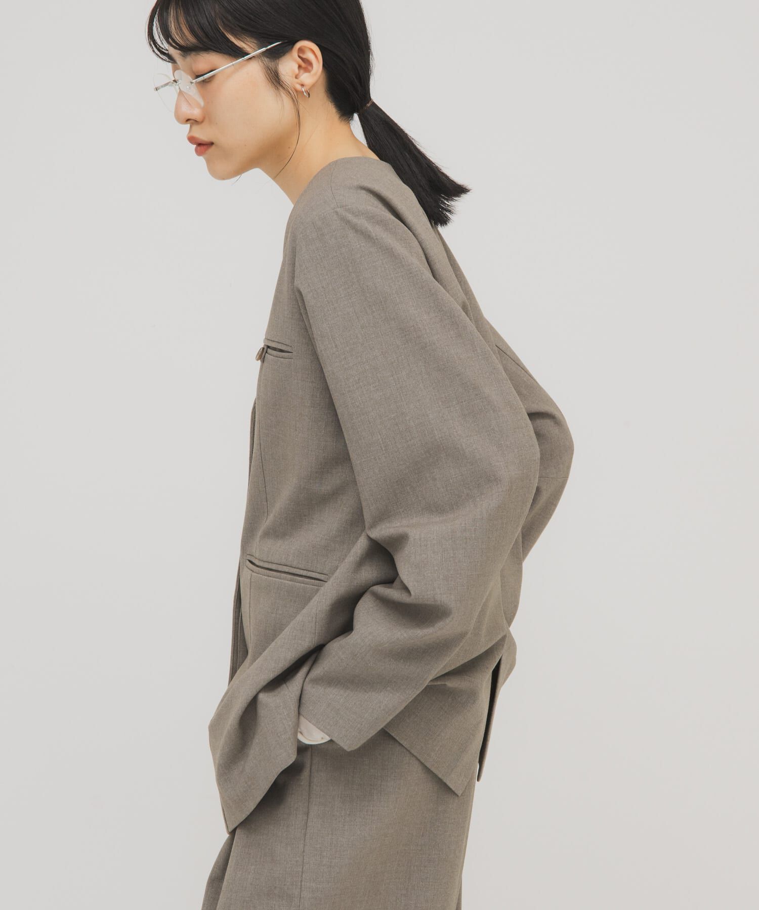  「ノーカラーデザインジャケット」|ノーカラージャケット|