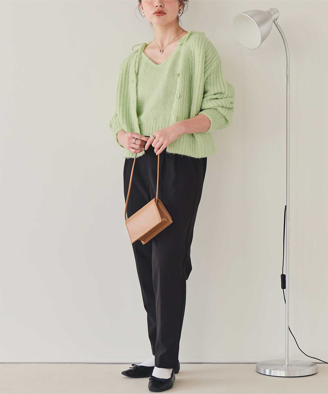 titivate「Vネックショートニットカーディガン」|カーディガン|