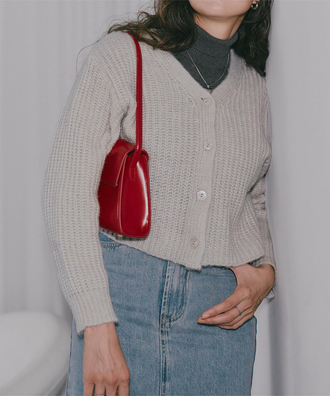 titivate「Vネックショートニットカーディガン」|カーディガン|ライトグレー