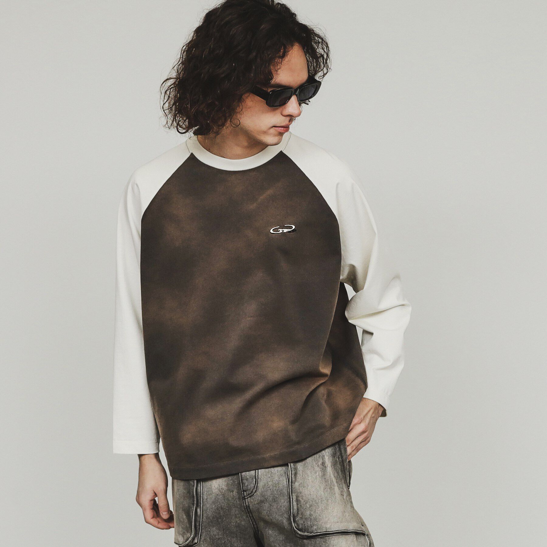 tk.TAKEO KIKUCHI「ブリーチラグランスリーブTシャツ」|Tシャツ・カットソー|ブラウン(543)