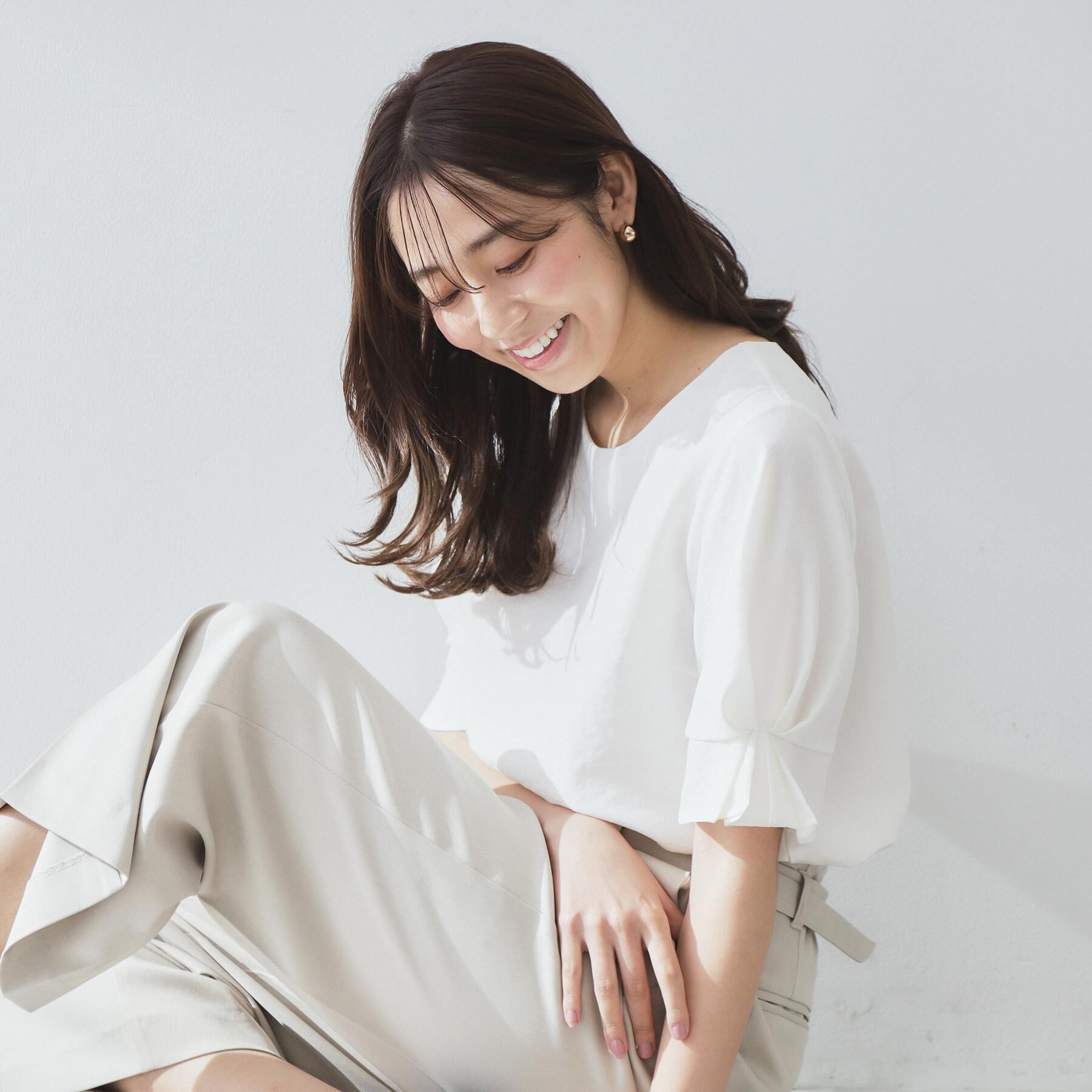 index「《8色展開/XS-LLサイズ》タックパフスリーブブラウス【洗濯機洗い可/吸水速乾/防シワ/抗ピル】」|シャツ・ブラウス|